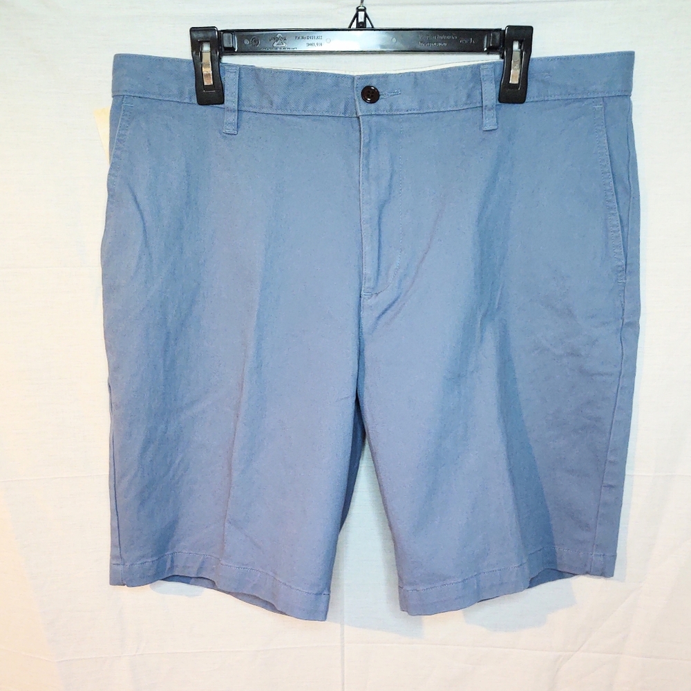 NWT Dockers Perfect Short Classic Fit 9.5 Inseam